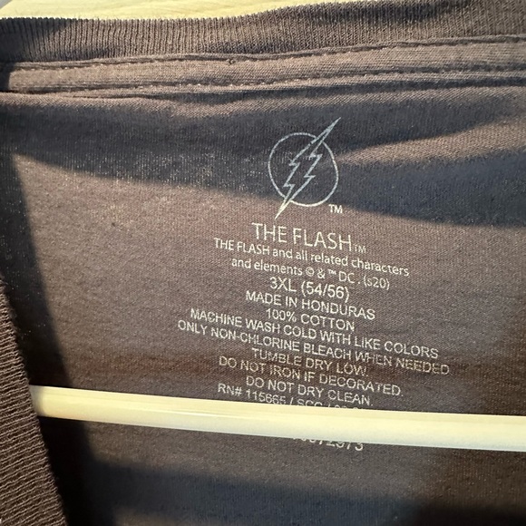 The Flash T-shirt - Picture 5 of 5